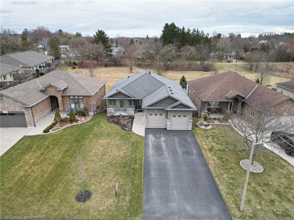 419 Queen Street Property Photo