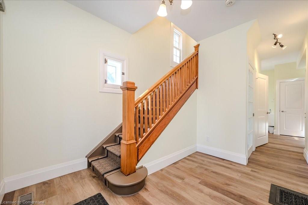 125 Richardson Street Property Photo 8