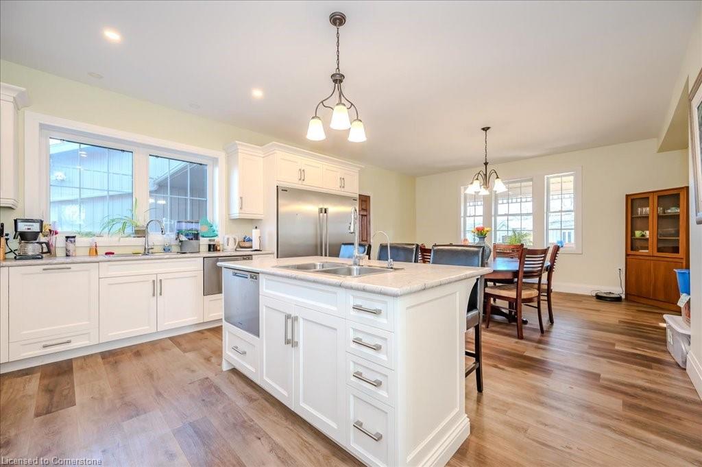 125 Richardson Street Property Photo 15