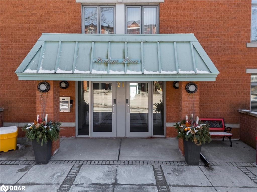 301-21 Kempenfelt Drive Property Photo