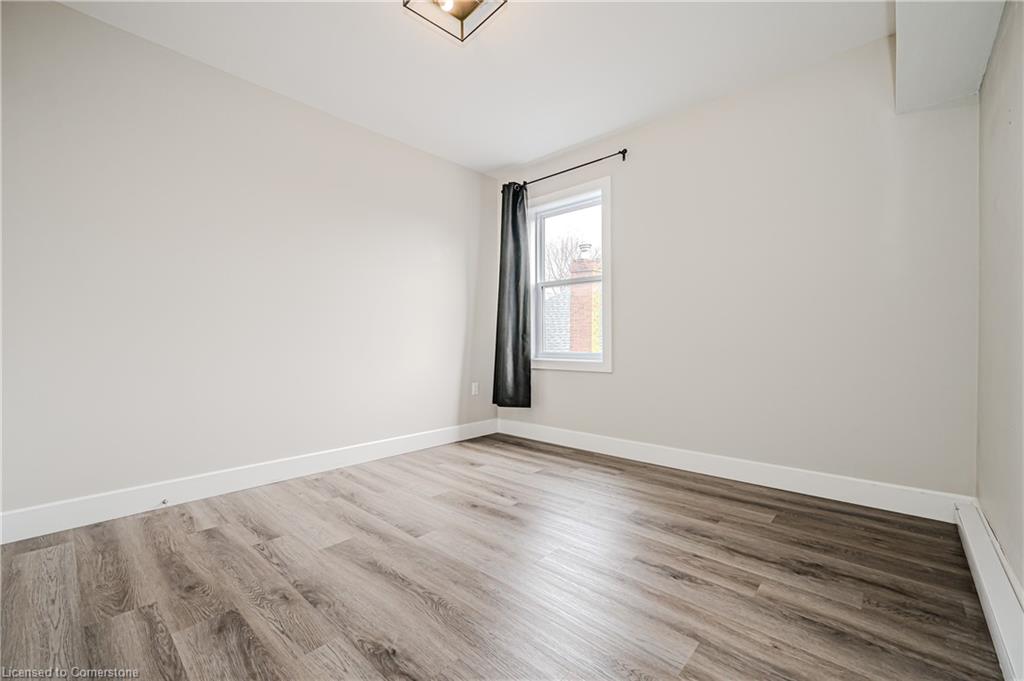 41 Albert Street Property Photo 27