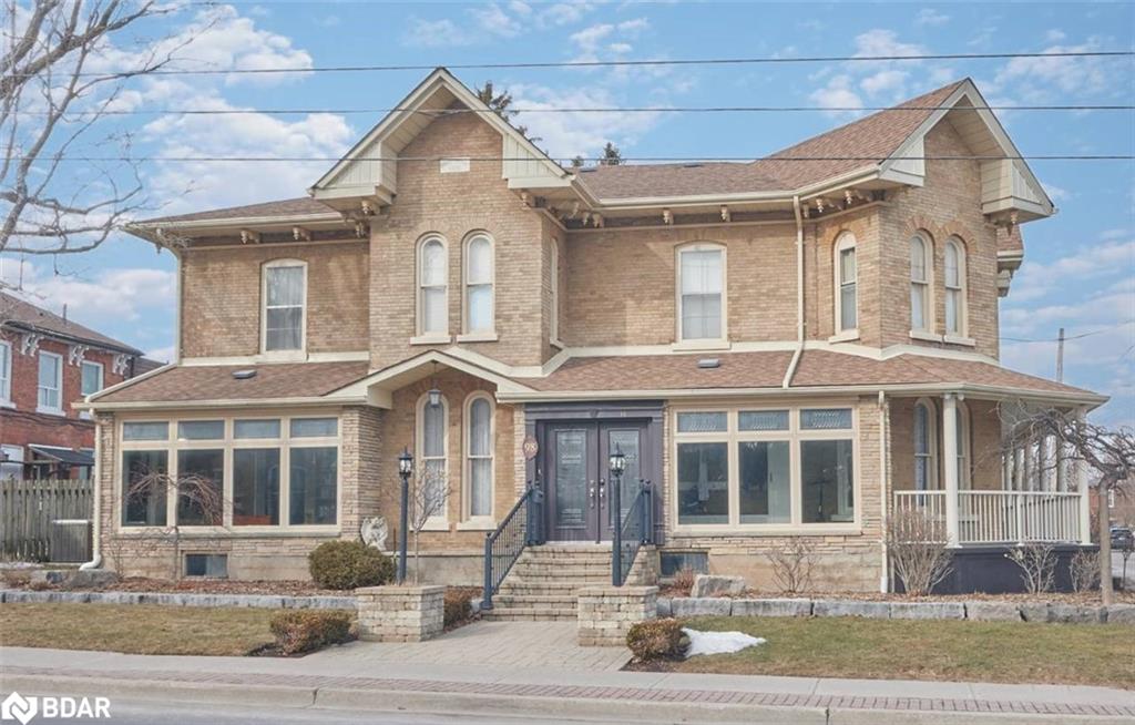98 Church Street Property Photo