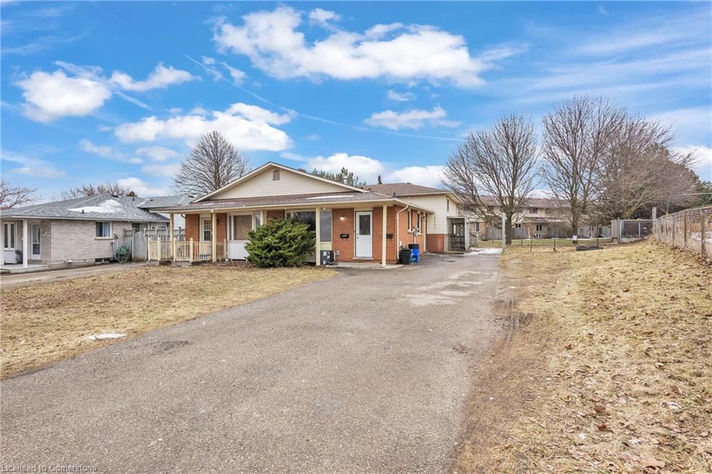 B-501 Kingscourt Drive Property Photo