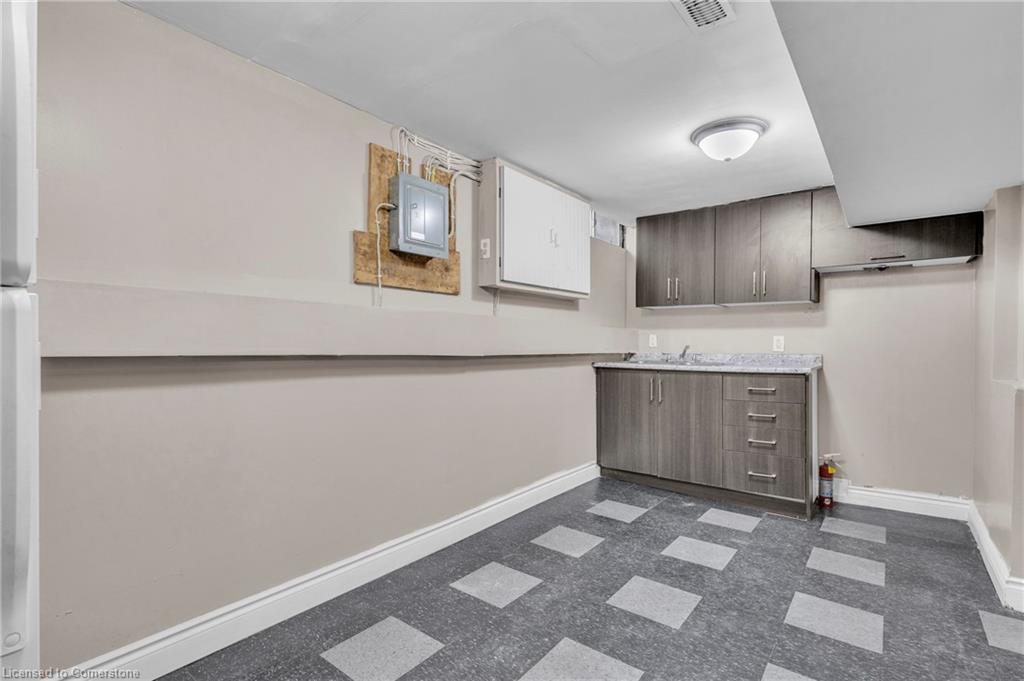B-501 Kingscourt Drive Property Photo 29