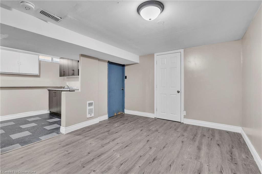 B-501 Kingscourt Drive Property Photo 32