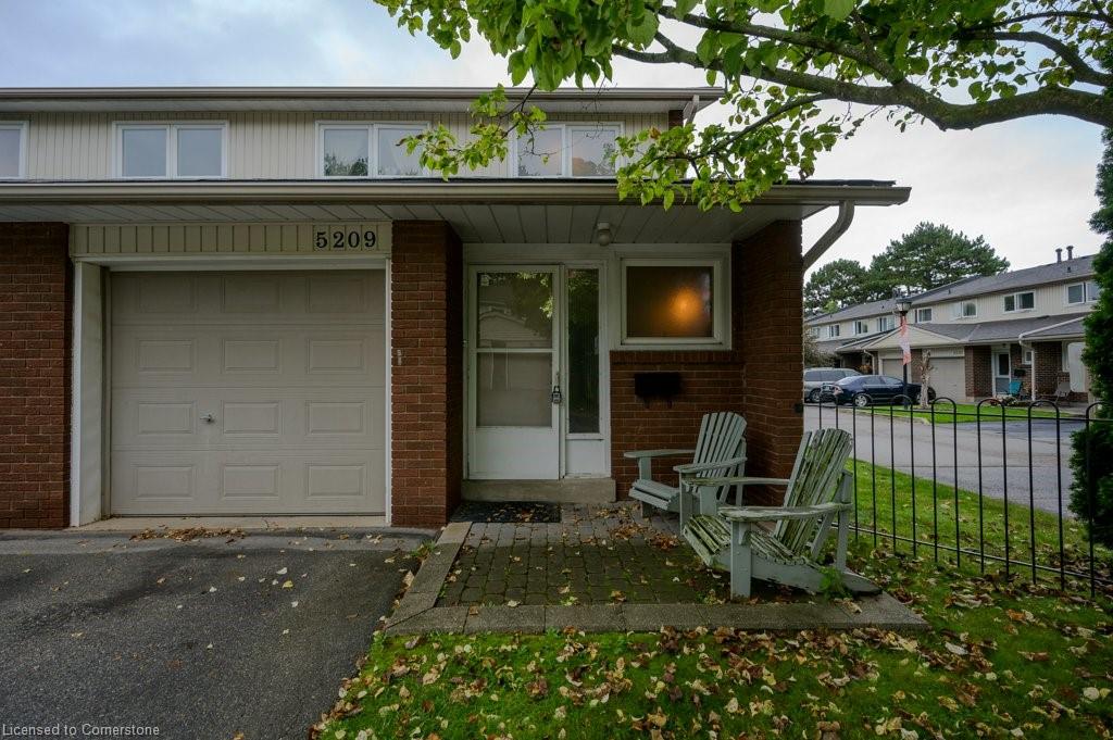 Nelson, Assumption Real Estate Listings Main Image