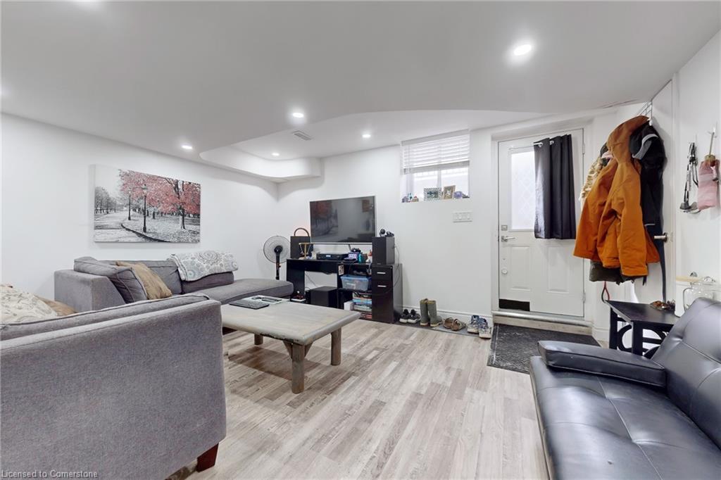 1829 Emberton Way Property Photo 37