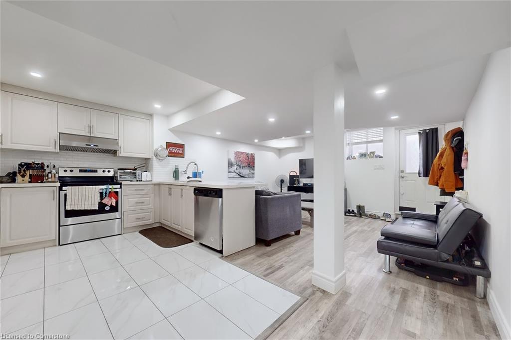 1829 Emberton Way Property Photo 39