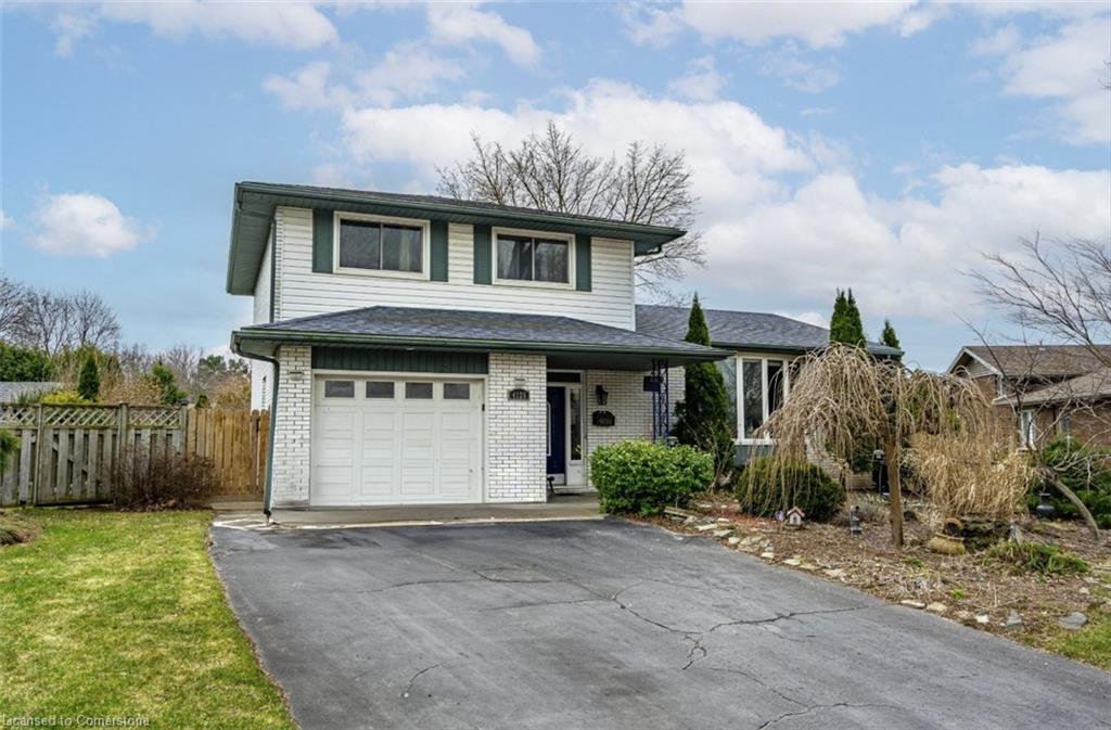 4126 London Court Property Photo