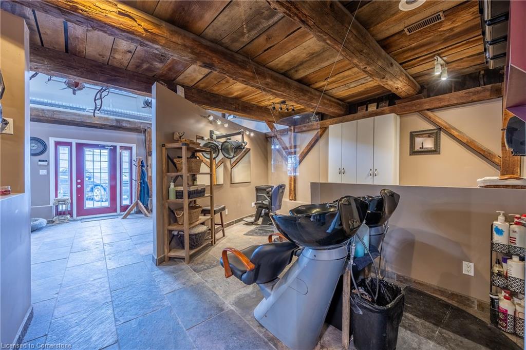 2317 24 Highway S Property Photo 35