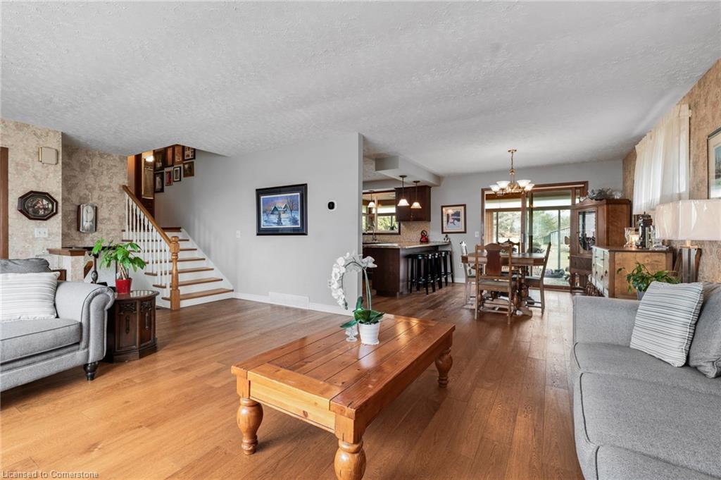 11609 Burnaby Road Property Photo 7