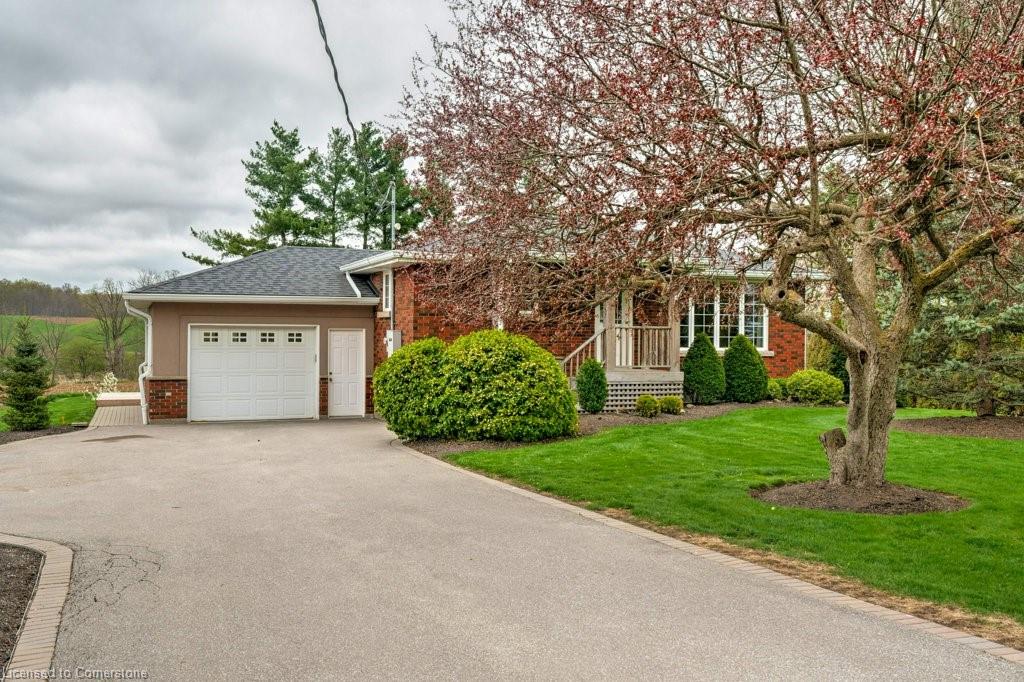 2272 Troy Road W Property Photo