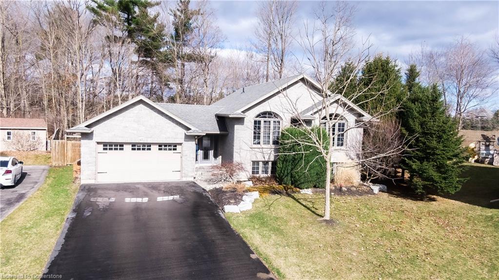 65 Wintergreen Cres Property Photo