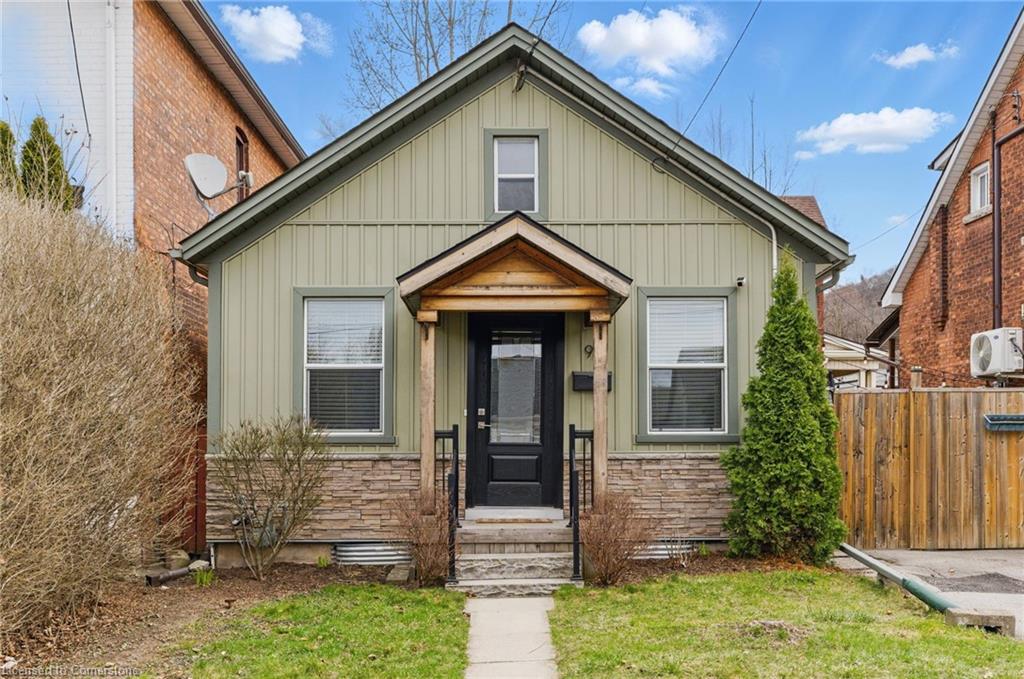 91 Aurora Street Property Photo