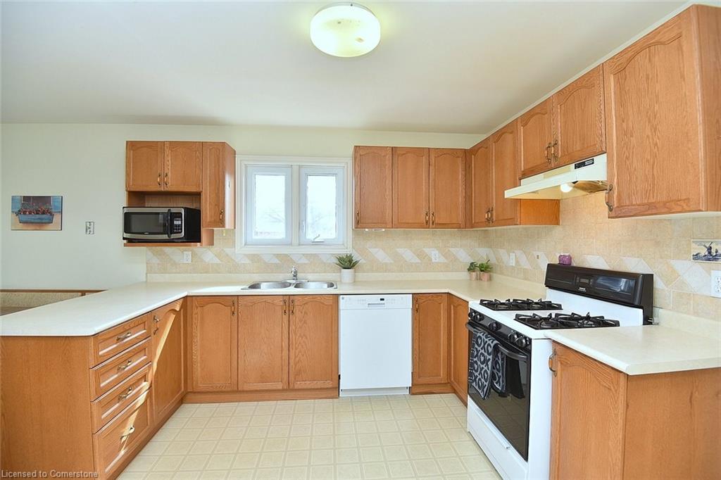 55 Steeplechase Drive Property Photo 15