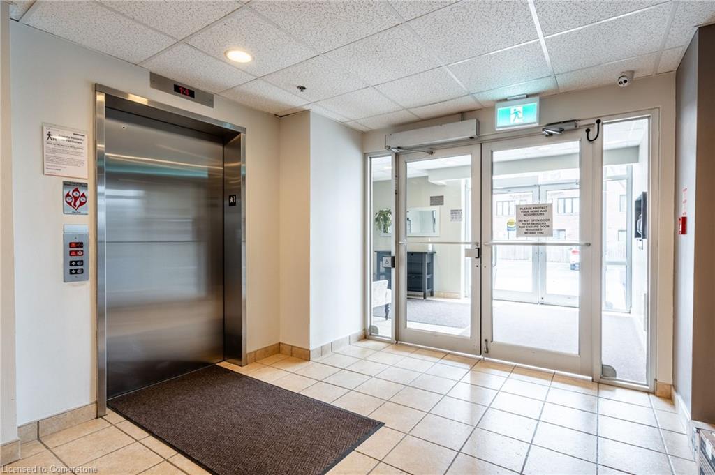 301-391 Plains Road E Property Photo 4