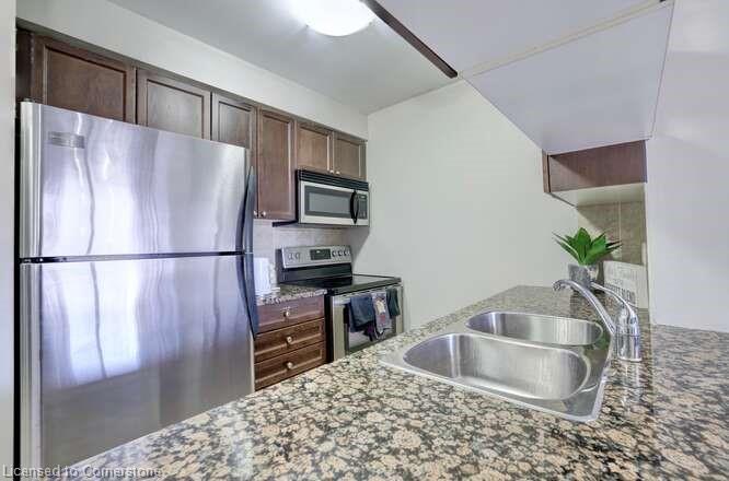 202-2391 Central Park Drive Property Photo 15