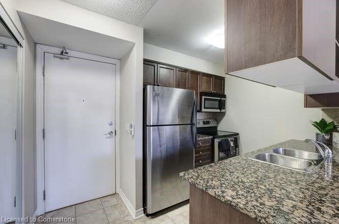 202-2391 Central Park Drive Property Photo 16