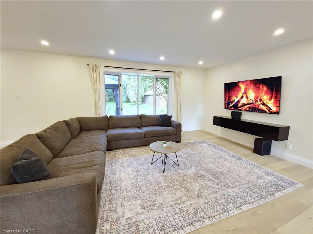 11719 Guelph Line Property Photo 6
