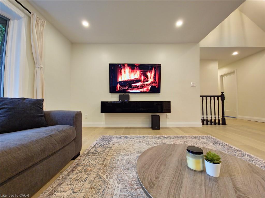11719 Guelph Line Property Photo 7