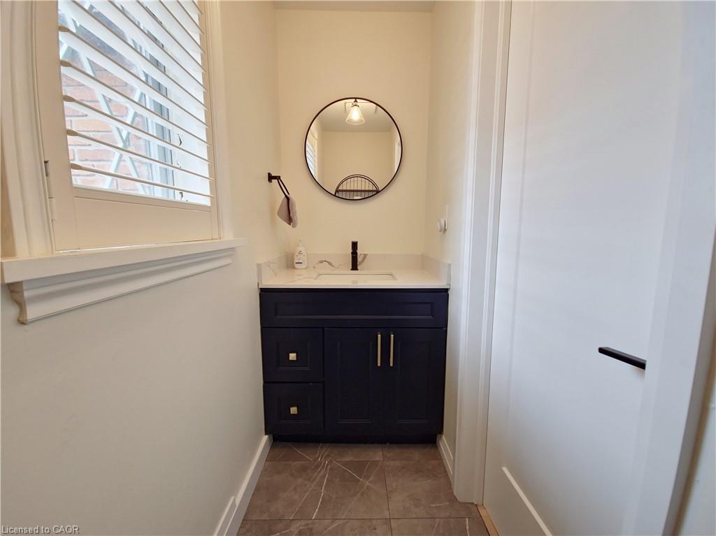 11719 Guelph Line Property Photo 25