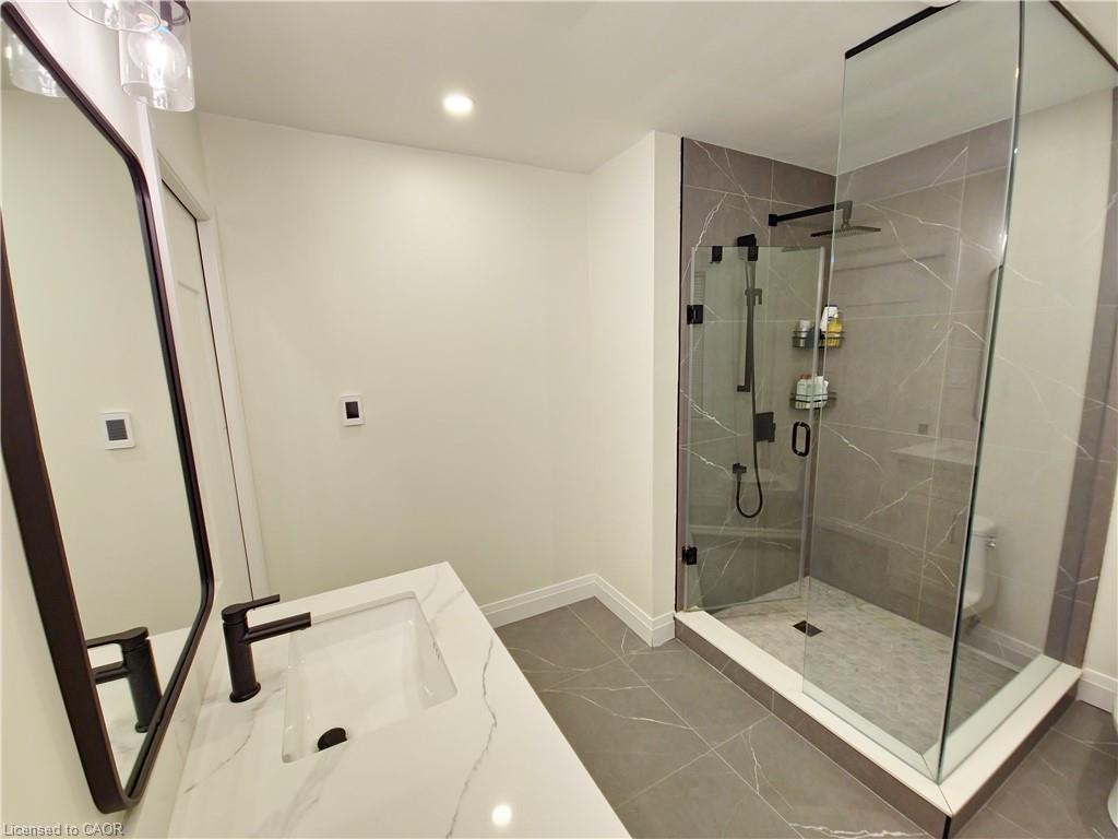 11719 Guelph Line Property Photo 32