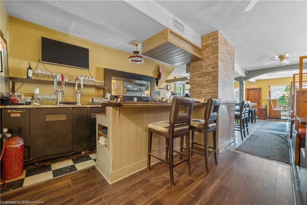 785 Canboro Road Property Photo 13