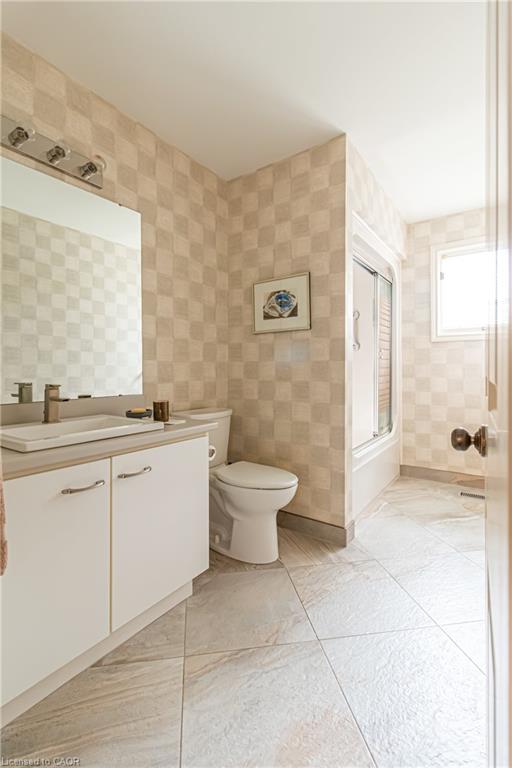 111 Saint Margarets Road Property Photo 41
