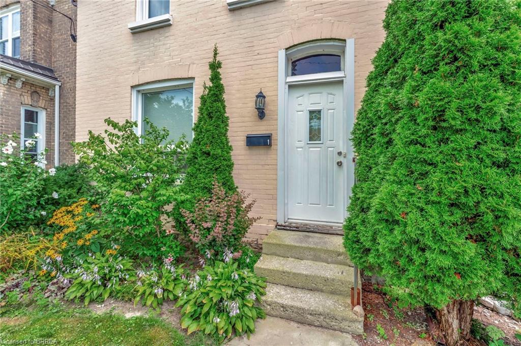 39 Port Street Property Photo 2