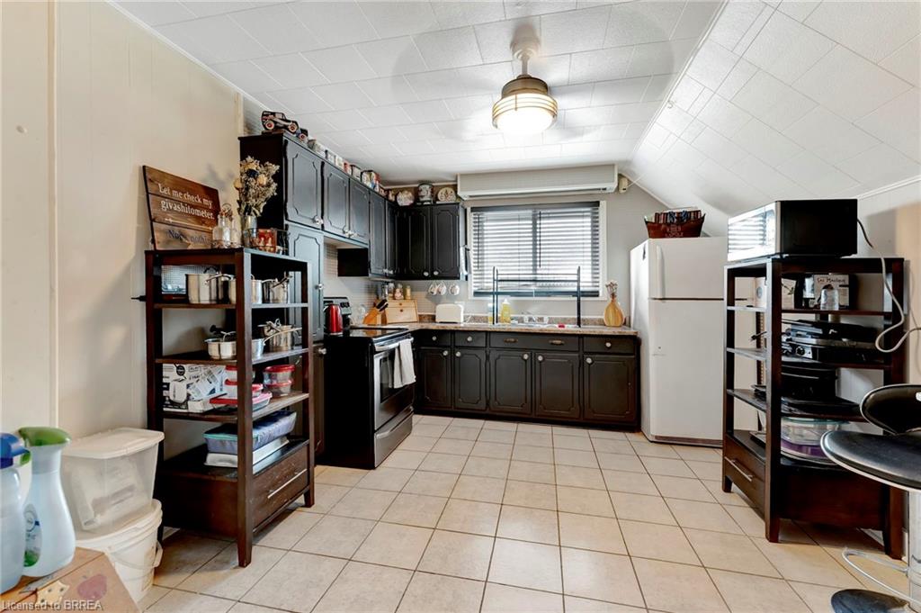 39 Port Street Property Photo 18