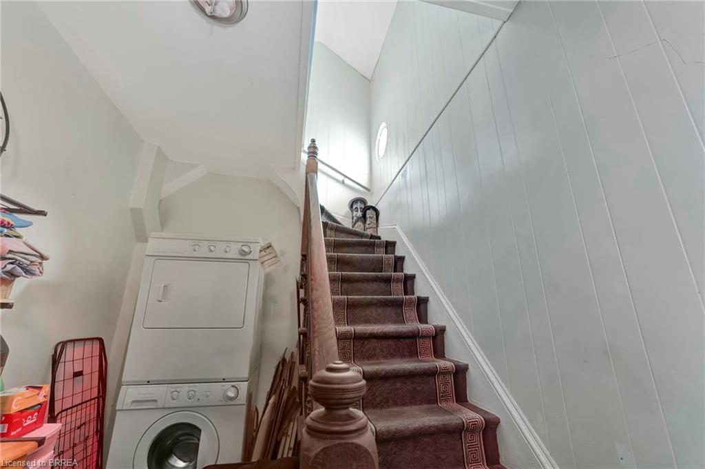 39 Port Street Property Photo 23