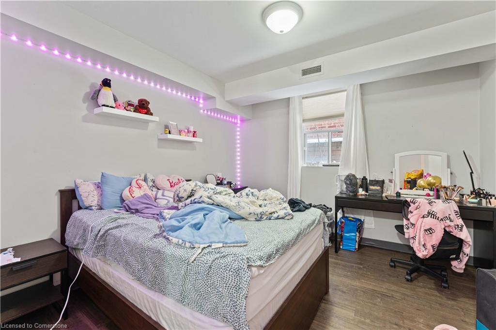 21 Front Street Property Photo 20