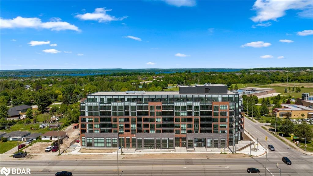 502-681 Yonge Street Property Photo