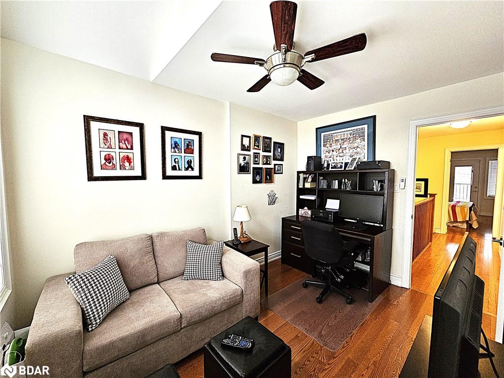 34 Savannah Crescent Property Photo 37