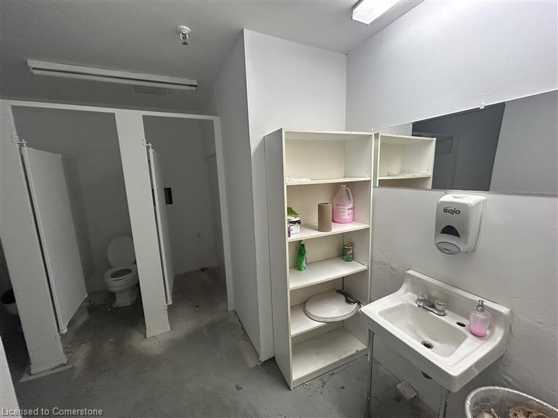 276 Kenilworth Avenue N Property Photo 21