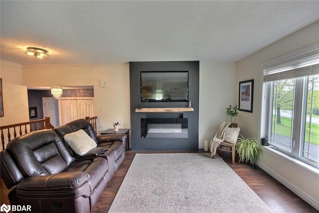487 Glen Ross Road Property Photo 4