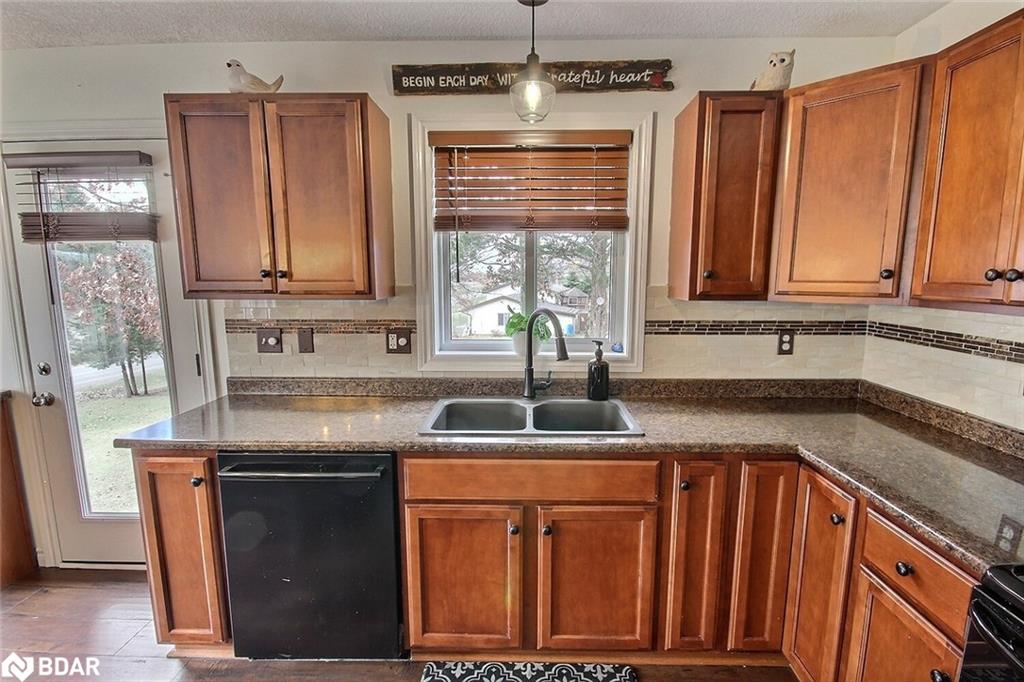 487 Glen Ross Road Property Photo 6