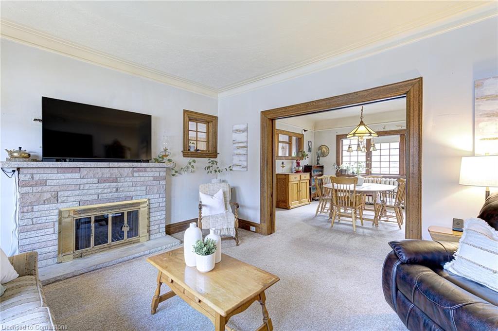 26 Fairleigh Avenue S Property Photo 6