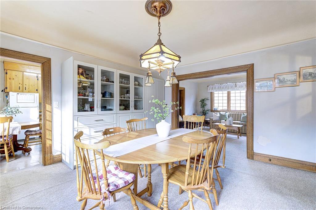 26 Fairleigh Avenue S Property Photo 10