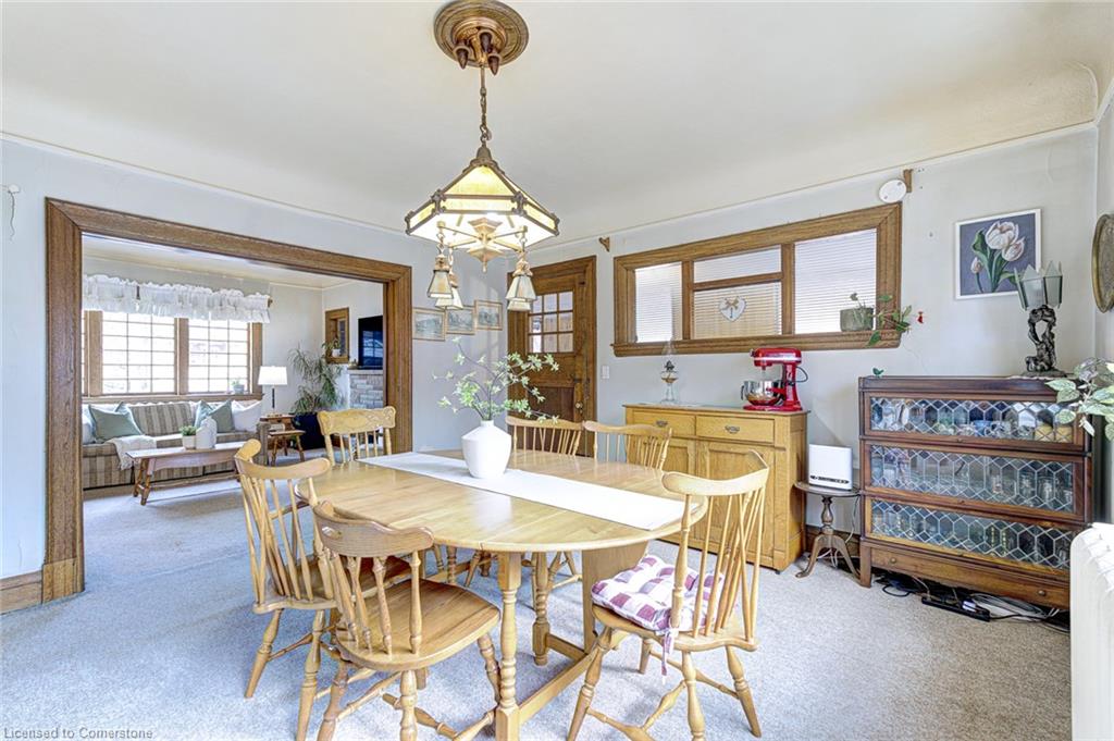 26 Fairleigh Avenue S Property Photo 11