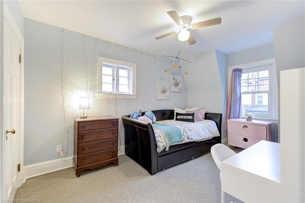 26 Fairleigh Avenue S Property Photo 18
