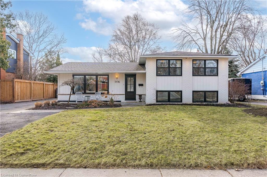 5176 Spruce Avenue Property Photo