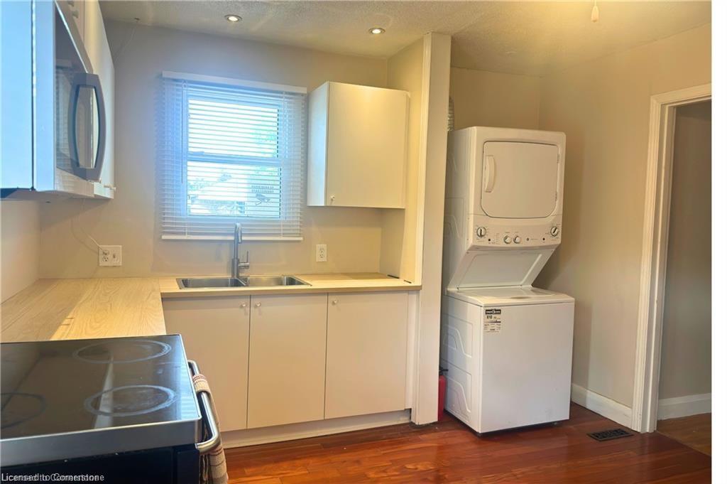 439 Upper Gage Avenue Property Photo 7