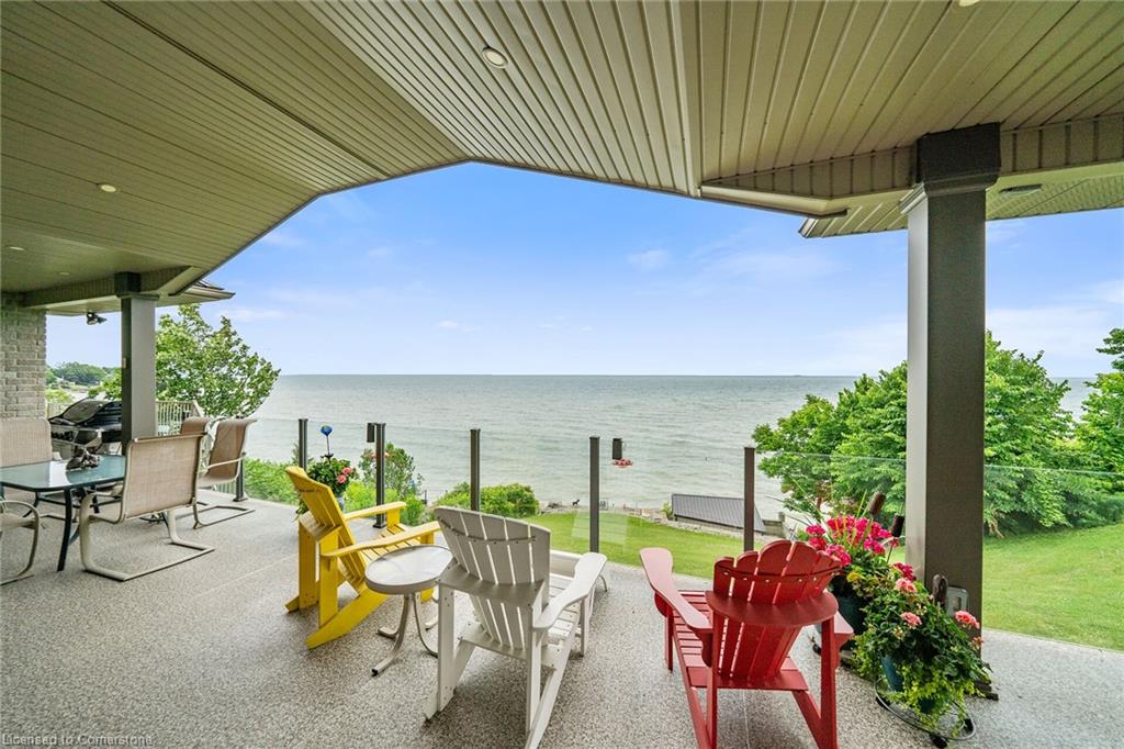 452 New Lakeshore Road Property Photo