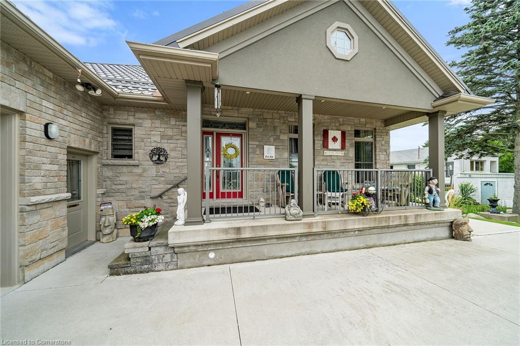 452 New Lakeshore Road Property Photo 5
