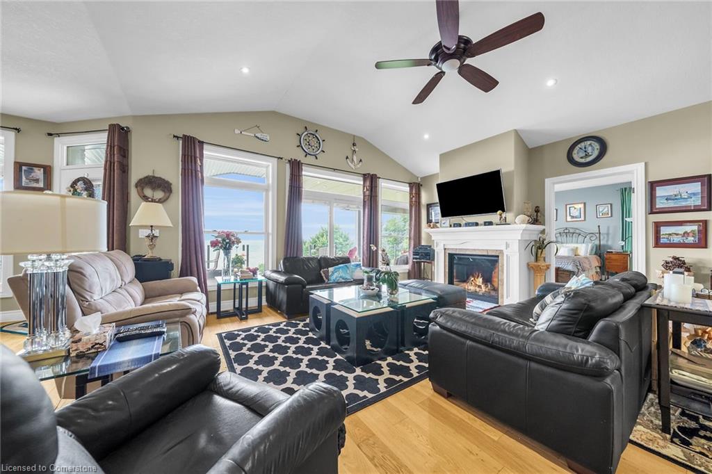 452 New Lakeshore Road Property Photo 9