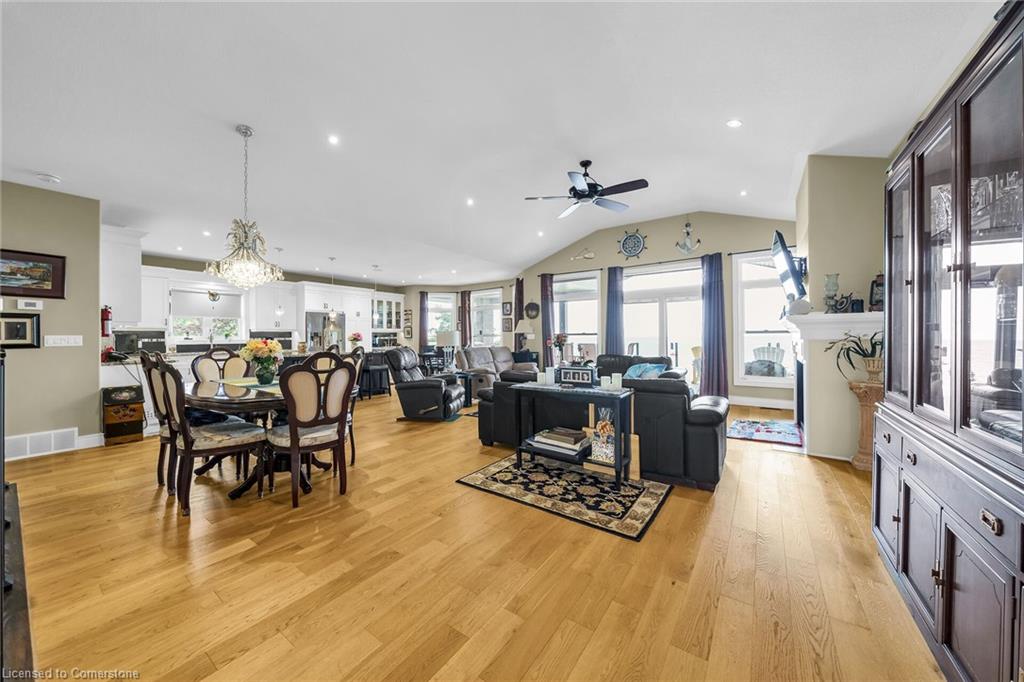 452 New Lakeshore Road Property Photo 12