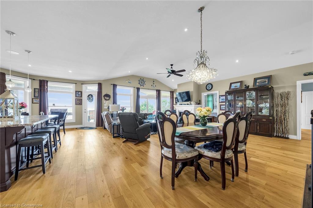 452 New Lakeshore Road Property Photo 14