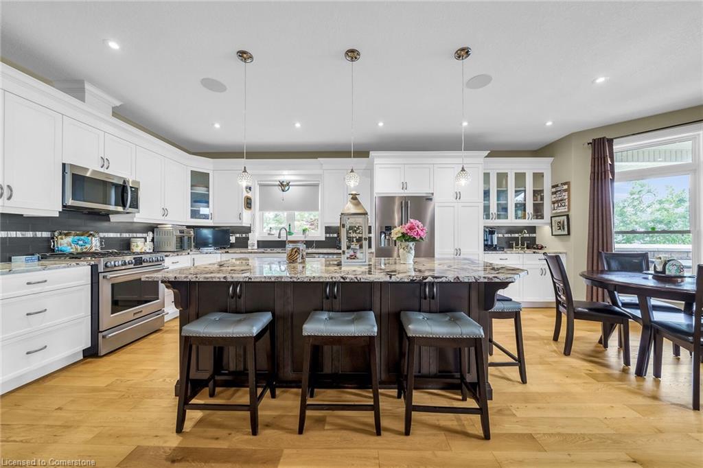 452 New Lakeshore Road Property Photo 15