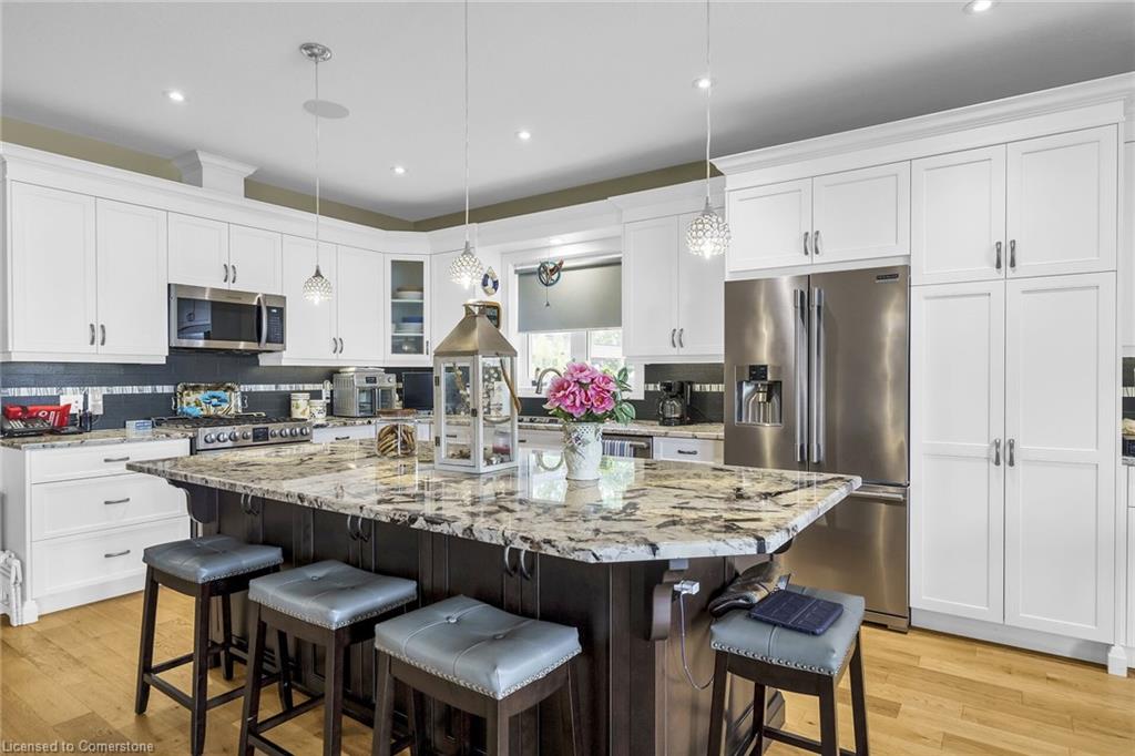 452 New Lakeshore Road Property Photo 16